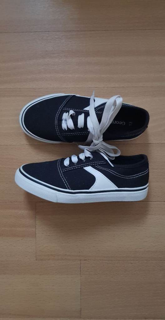 Boys Canvas Trainers – size 13