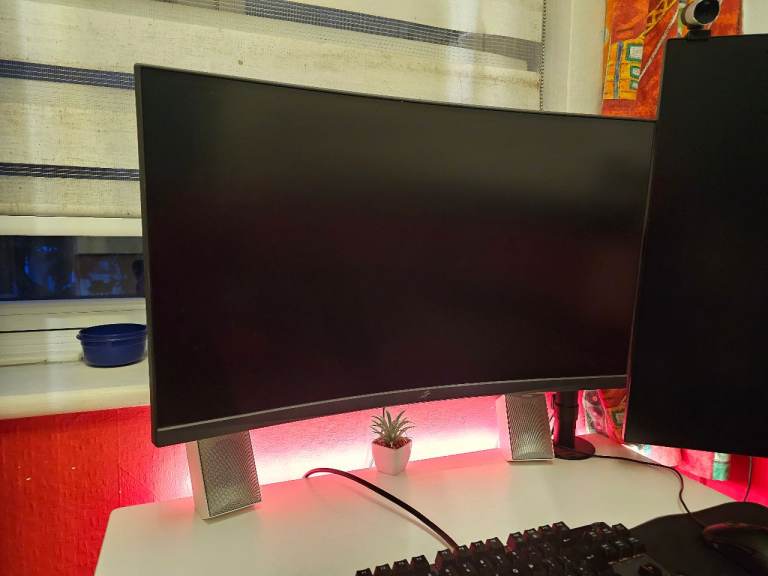 Rog Strix Monitor