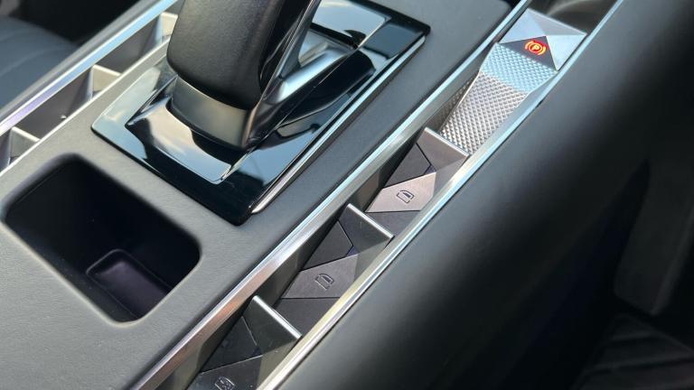 2022 DS Automobiles DS 7 Crossback 1.6 E-TENSE 13.2kWh Opera Crossback 5dr Petrol Plug-in Hybrid ...