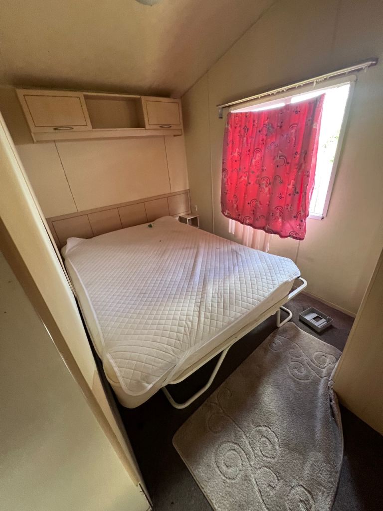 2 bedroom static caravan 