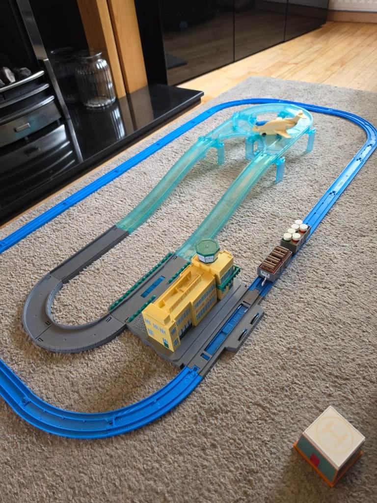 Tomy Thomas and Friends - Thomas & Jeremy Airport Set