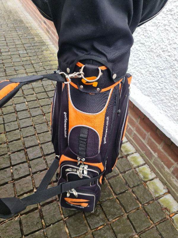 Full set of golf clubs inc bag
