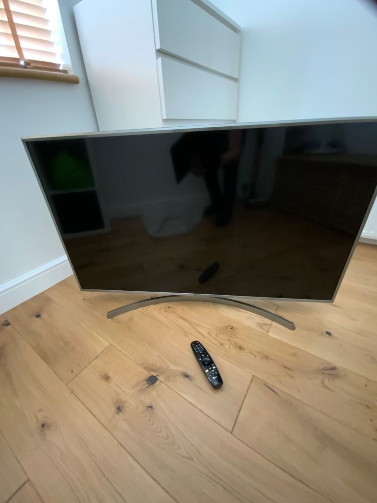 LG 50 inch ULTRA HD 4K SMART TV