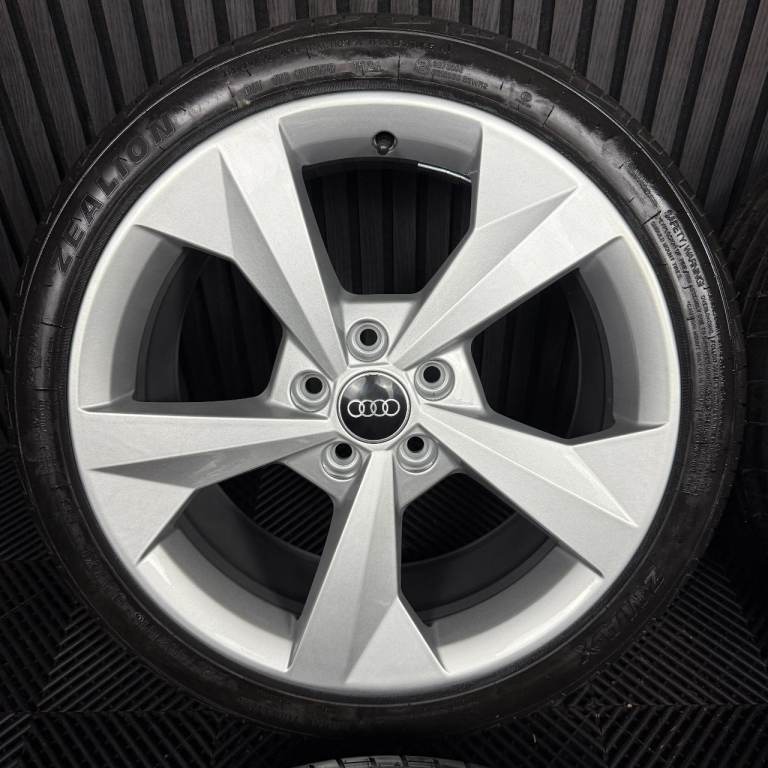 18'' GENUINE AUDI A3 S LINE SILVER 5 SPOKE ALLOY WHEELS ALLOYS TYRES S3 GOLF CADDY