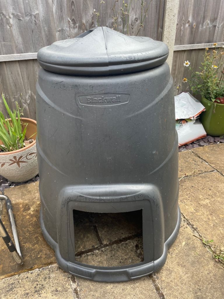Sturdy Grey Plastic Garden Composter Bin
