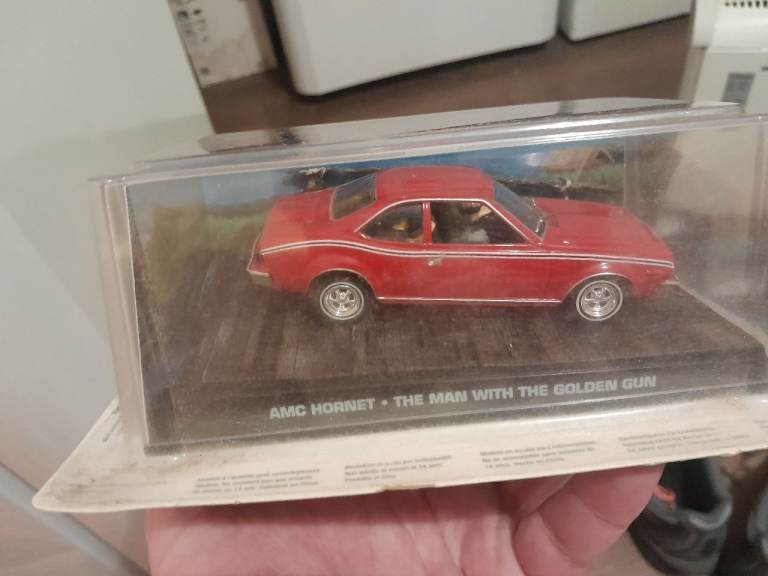 James bond collectable cars 