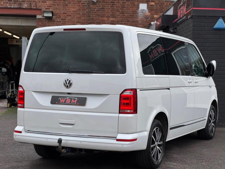 2016 Volkswagen Caravelle 2.0 TDI BlueMotion Tech 204 Executive 5dr DSG MPV DIESEL Automatic