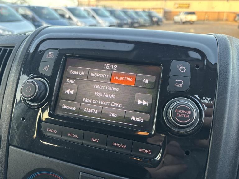 PEUGEOT BOXER 2.2 BlueHDi 335 Built for Business 2020