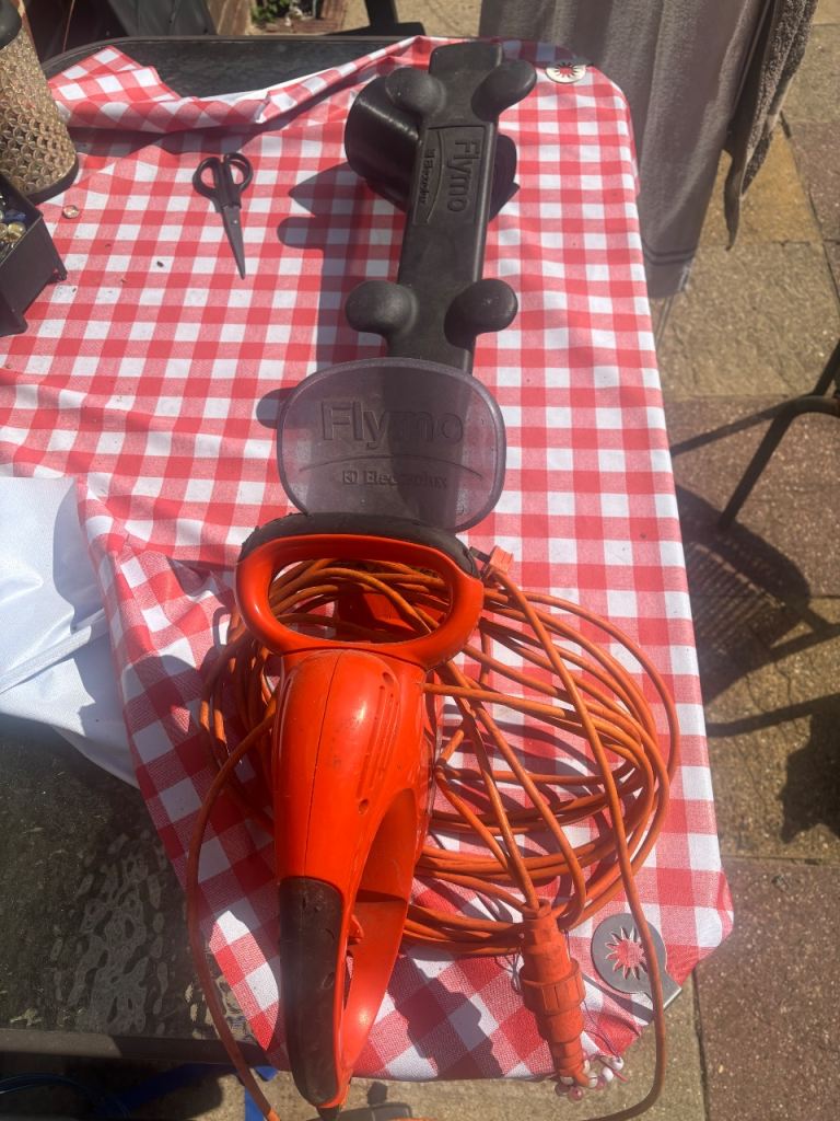 Flymo Electric Hedge Trimmer – Good Condition, Orange