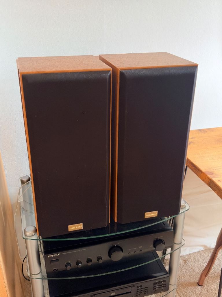 Superb Quadral Quintas QLX130 bookshelf or stand mount speakers.