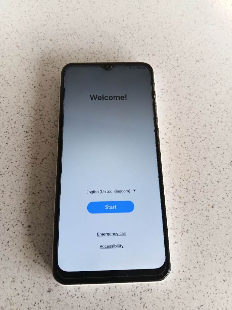 Samsung Mobile Phone - White, Good Condition