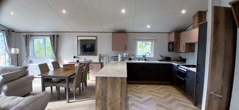 Lodge for sale, Trossachs and Loch Lomond national park 