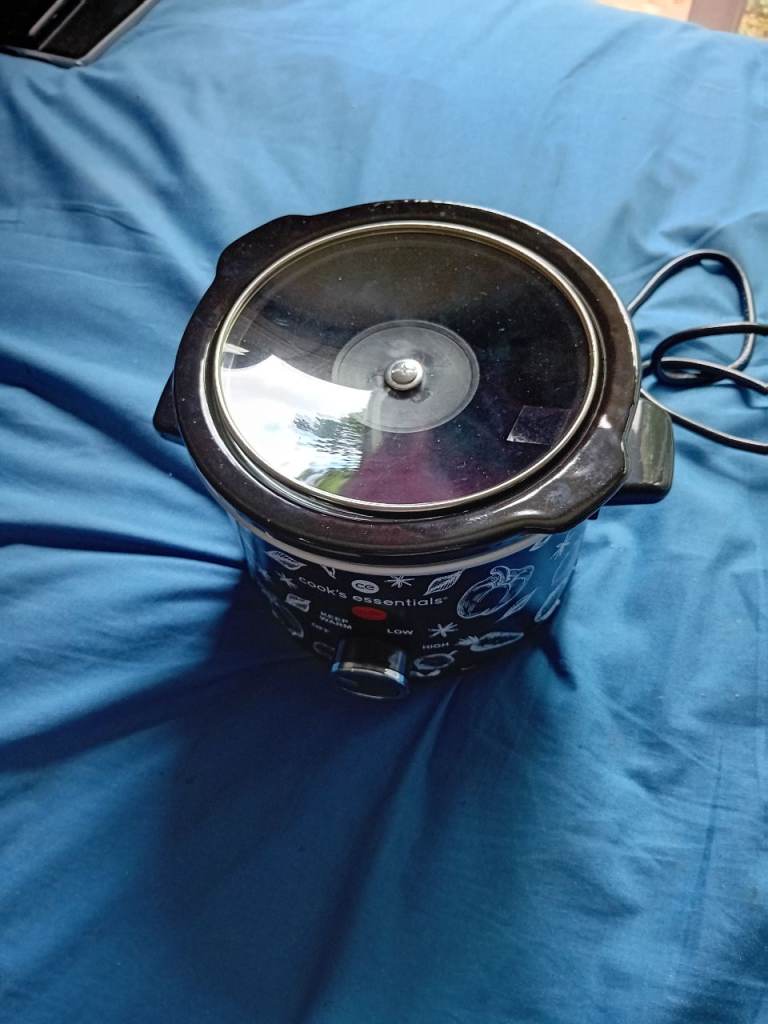 Cooks essenial slow cooker