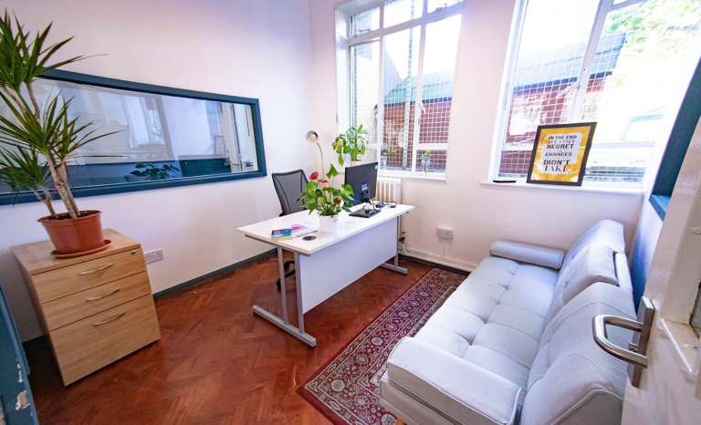 Office | Creative Space | Artist Studio | Workspace | Commercial Unit in Tower Hamlets London E3 