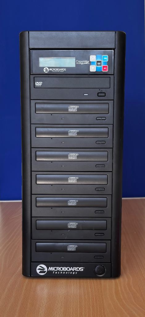 Microboards CopyWriter Pro CD/DVD Duplicator Tower (1 DVD-ROM + 7 CD-RW Drives)