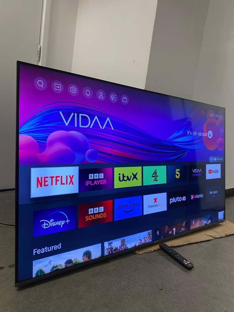 New Qled 55"hisense 4k uhd hdr wifi led TV with Remote - excellent working