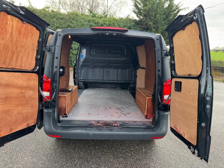 2021 Mercedes-Benz Vito 110CDI Progressive Van SWB IN BLACK 1 OWNER LIGHT USE SERVICE HISTORY PAN...