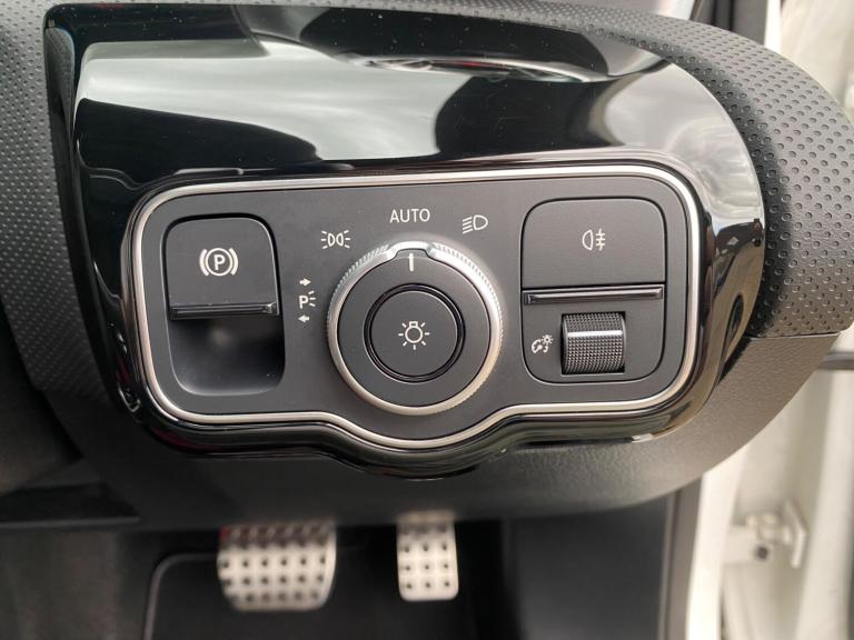 2021 Mercedes-Benz A-Class 2.0 A35 AMG Edition (Premium Plus) 7G-DCT 4MATIC Euro 6 (s/s) 5dr HATC...