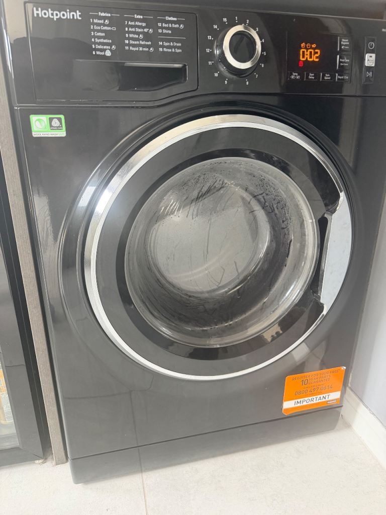 Hot point washing machine 9kg 1400 spin 