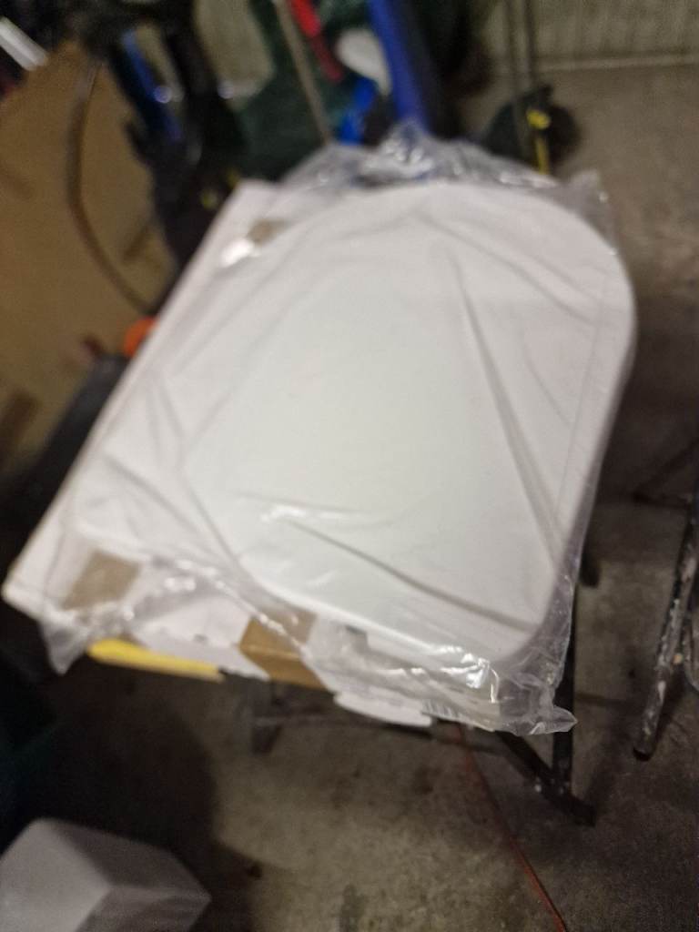 Good quality Toilet Seat. (white)