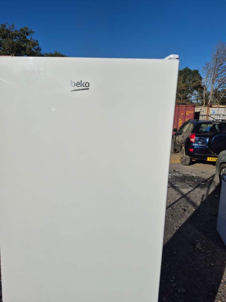 Fridge Freezer available for sale with cash on delivery £170