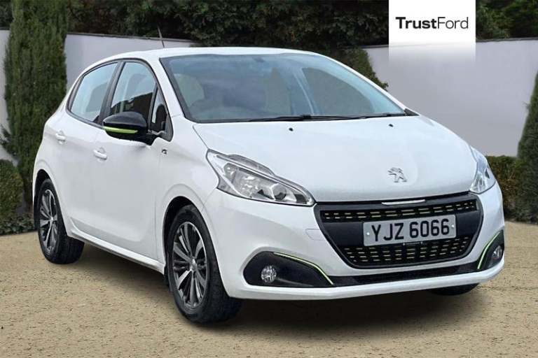 2016 Peugeot 208 1.2 PureTech XS-Lime 5dr HATCHBACK PETROL Manual