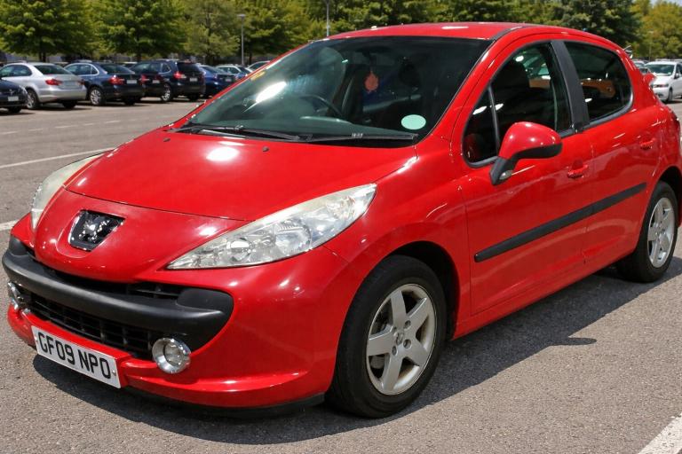 2009 Peugeot 207 1.4 Verve 5dr HATCHBACK Petrol Manual