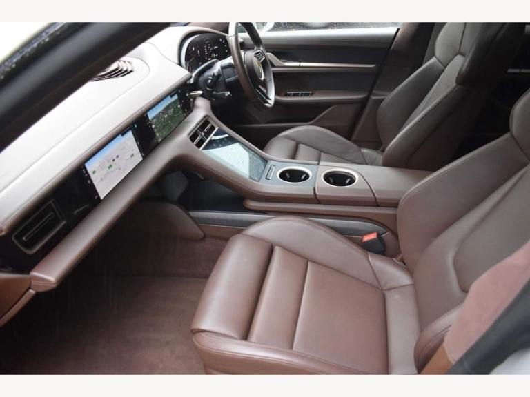 2020 70 PORSCHE TAYCAN 0.0 TURBO S 93KWH 4D 751 BHP