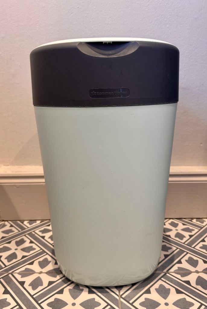 Tommee Tippee Twist & Click Nappy Bin