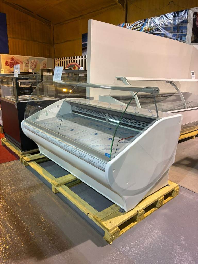 Basia 2.5m Serve Over Counter New WHITE