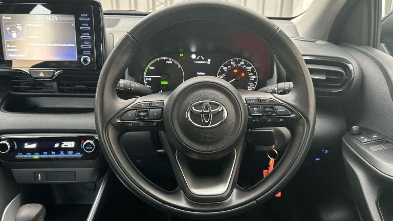 2023 Toyota Yaris 1.5 VVT-h Icon Hatchback 5dr Petrol Hybrid E-CVT Euro 6 (s/s) (116 ps) HATCHBAC...