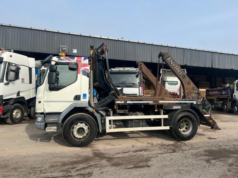 DAF TRUCKS LF 260 18 TONNE SKIP LORRY , LONG TEST APR 26
