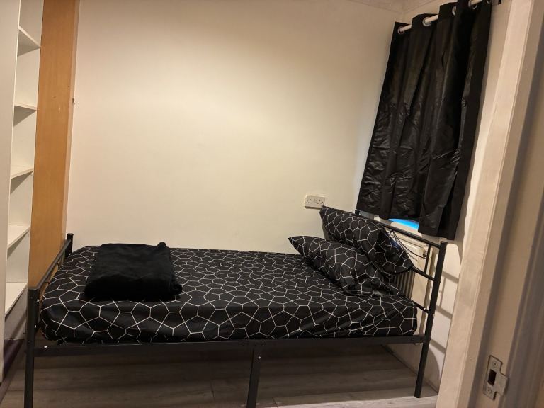 Single Bedroom Furnished for rent South Ockendon