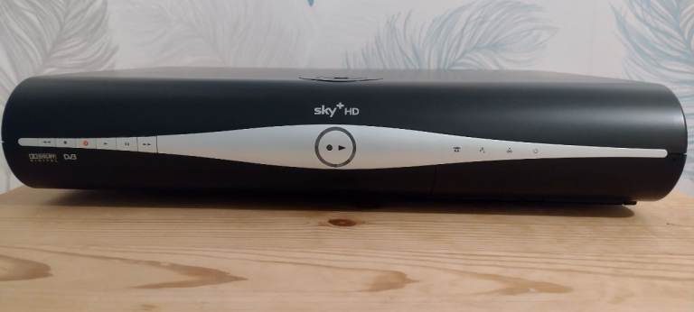 AMSTRAD DRX890-C SKY + RECEIVER