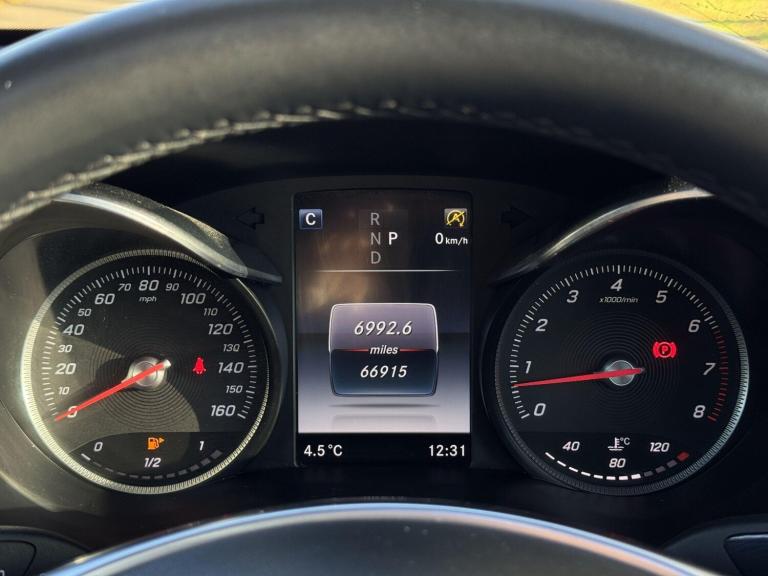 2019 Mercedes-Benz GLC 2.0 GLC250 AMG Line (Premium) SUV 5dr Petrol G-Tronic+ 4MATIC Euro 6 (s/s)...