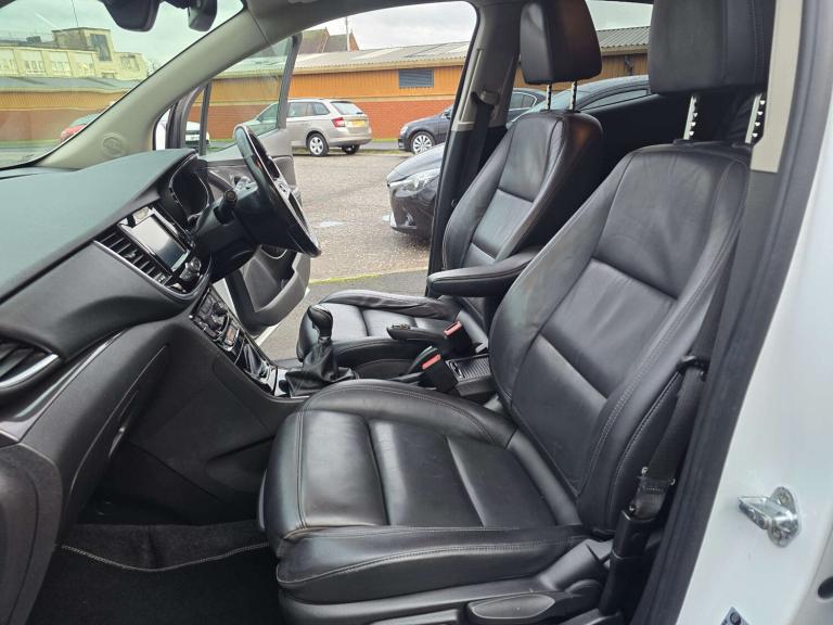 2018 Vauxhall Mokka X 1.4T ecoTEC Elite 5dr HATCHBACK PETROL Manual