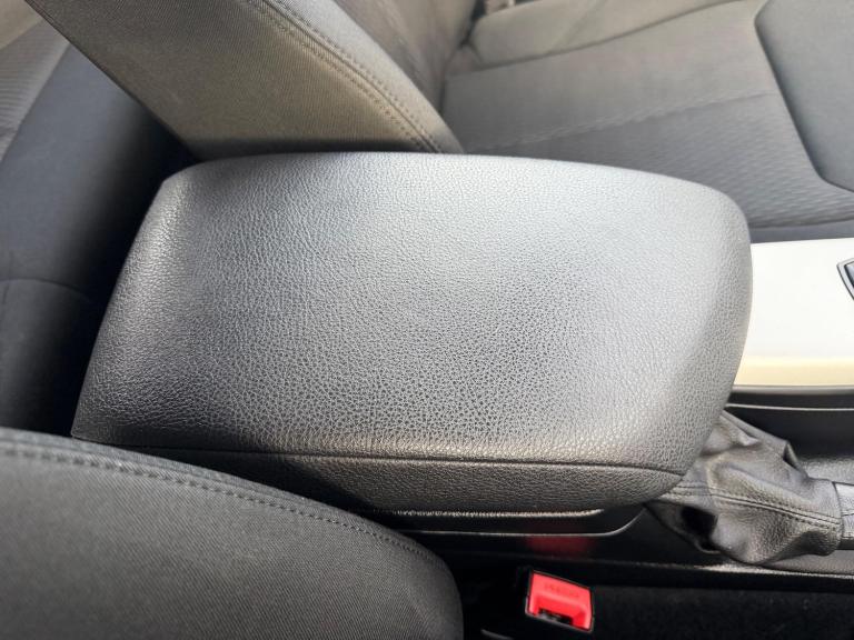 2018 BMW 1 Series 1.5 118i SE Euro 6 (s/s) 5dr HATCHBACK Petrol Manual