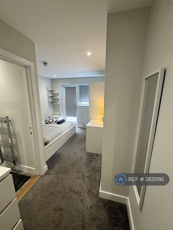 1 bedroom in Shadwell Road, Portsmouth, PO2 (#2825192)