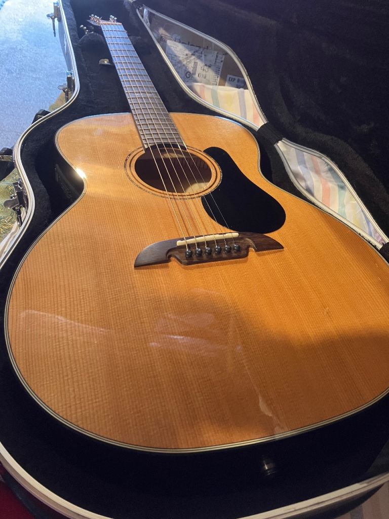 Alvarez AG80 acoustic/electric