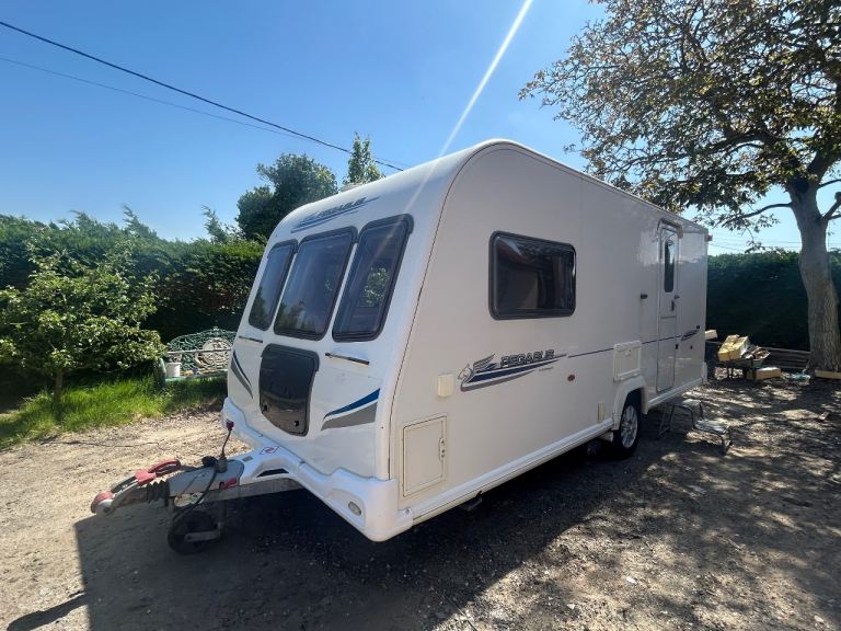 Bailey Pegasus 2 berth with motormover 