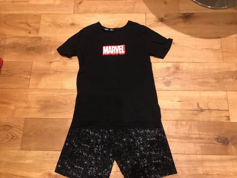 Marvel Pyjamas age 11 to 12 £1