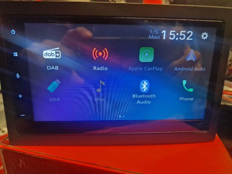 SALE - PIONEER SPH 160DAB DOUBLE DIN