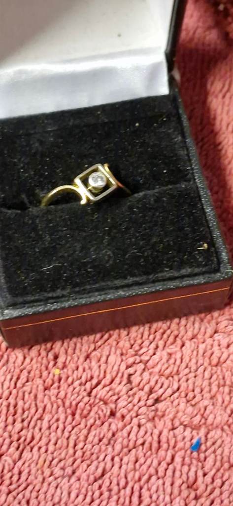 18ct carat gold platinum solitaire diamond ring 