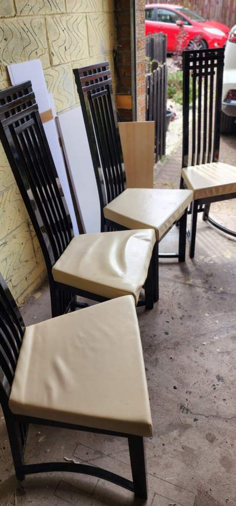 Contemporary Dining Chairs Seats Casabella 