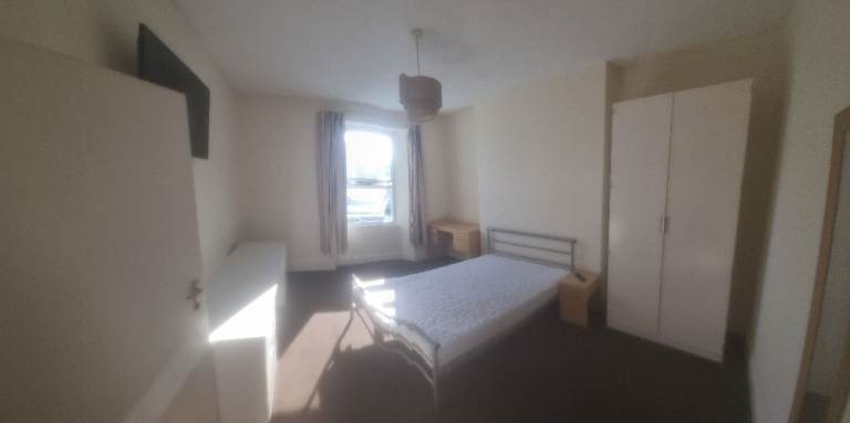 Large double room - Central 