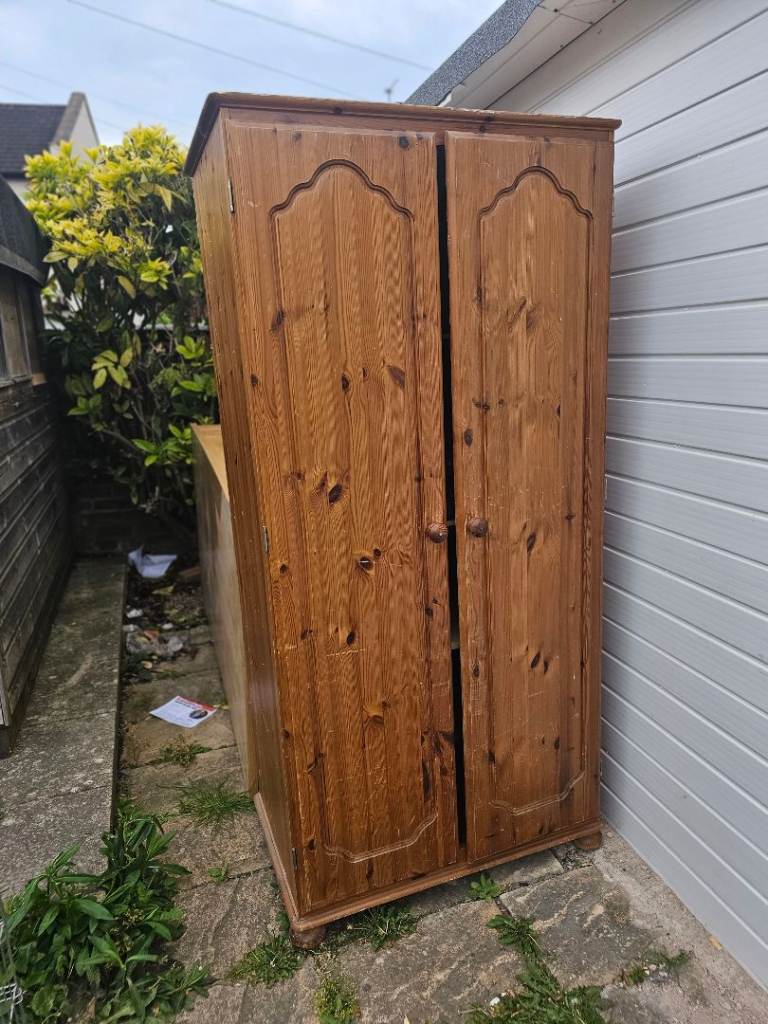 Wardrobe 