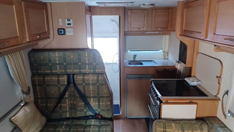 MOTORHOME CAMPERVAN 2007 AVANTGARDE PEUGEOT BOXER 2.2 HDI LONG MOT