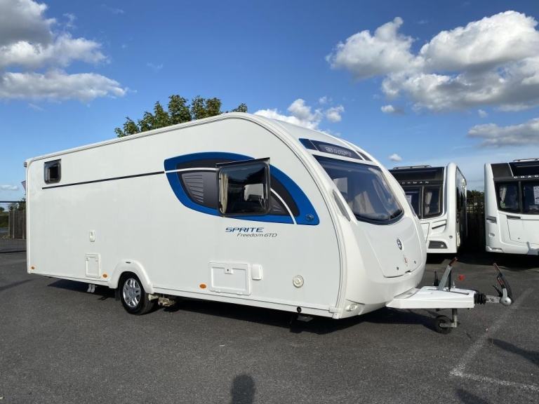 2016 SWIFT SPRITE FREEDOM 6TD 6 BERTH FAMILY TOURING CARAVAN