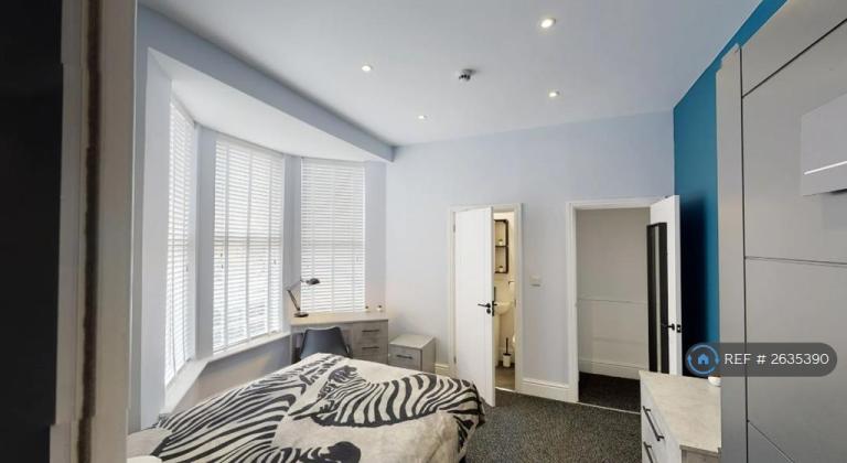 1 bedroom in Park Bank, Salford, M5 (#2635390)