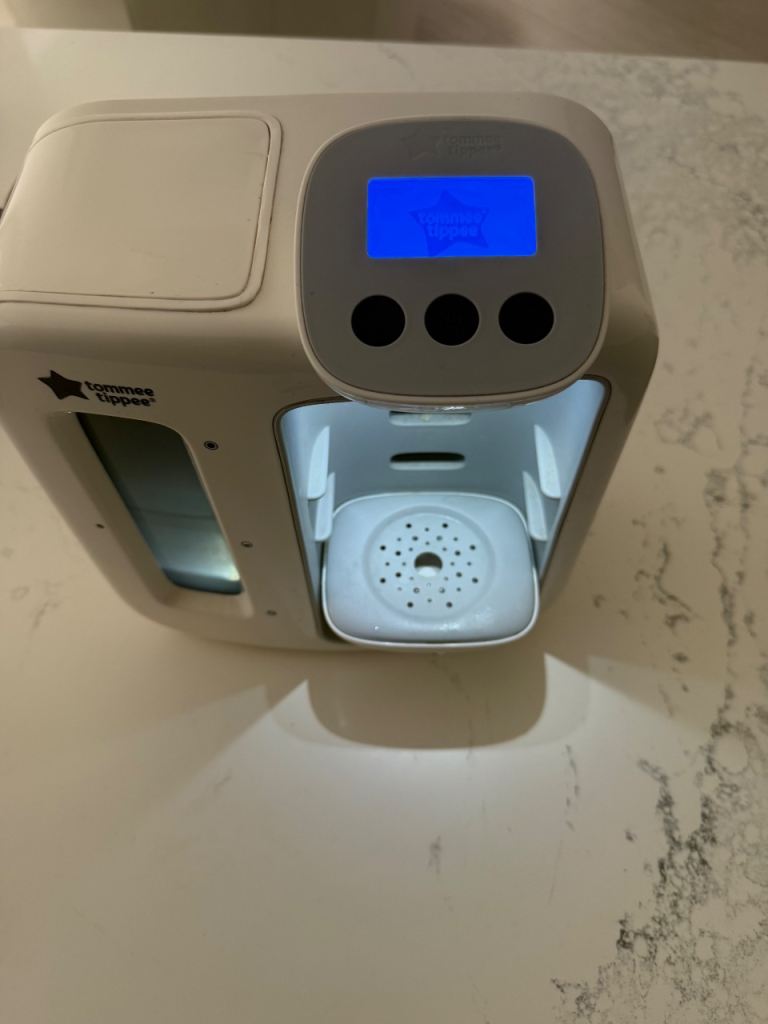 Tommee Tippee Perfect Prep Day & Night Machine – White, Good Condition